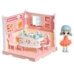 Игровой набор «Мебель» Bondibon, Кукольный уголок (Столовая 13,5х13,5х13,5 см) и  куколка Oly 9,3см,